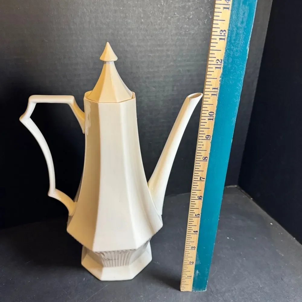 Vintage White Independence Ironstone Ceramic Coffee Pot [Item 0285]